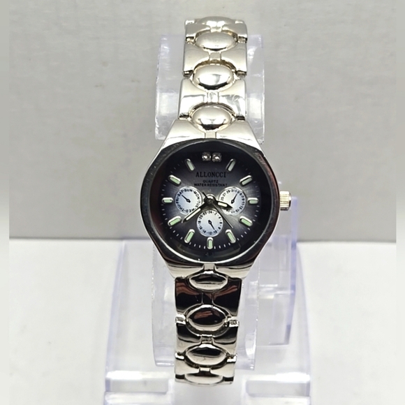 Womens Alloncci Silver Tone Quartz Faux Day/Date Dial Wrist Watch New Battery - Picture 2 of 9